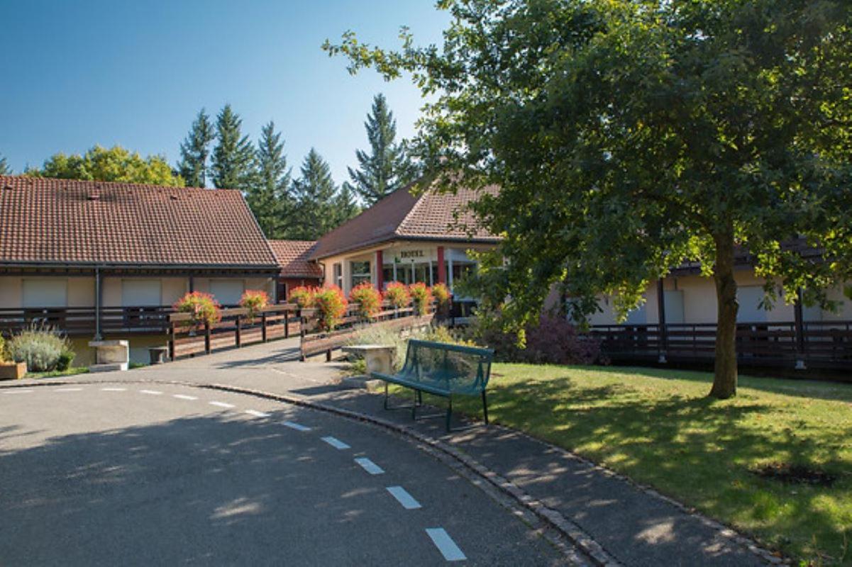 Hotel Restaurant La Vallee Noble, Proche Eguisheim Colmar Сулцмат Екстериор снимка