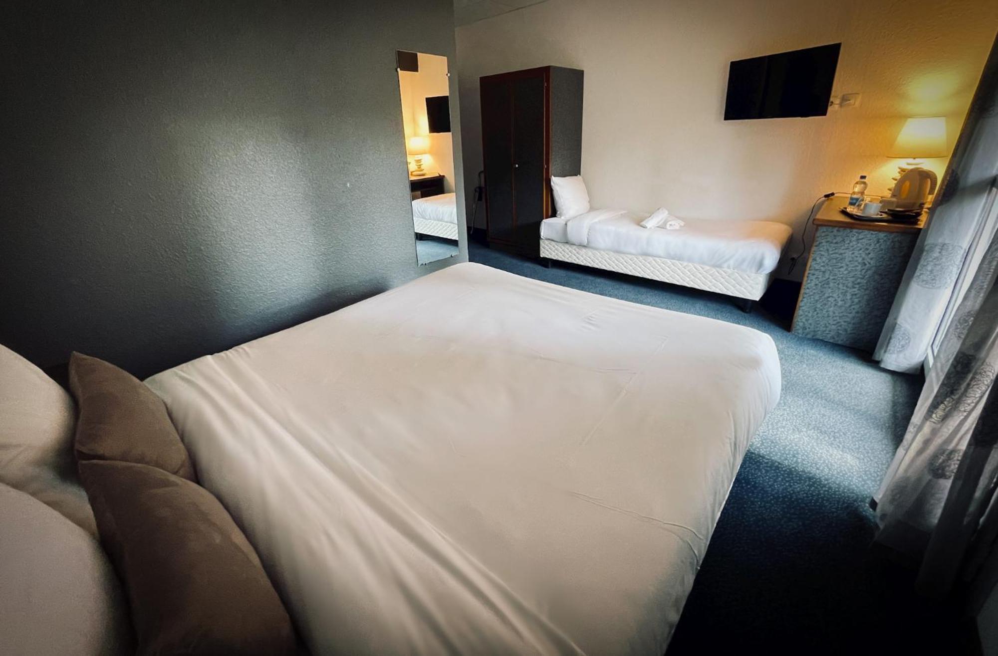 Hotel Restaurant La Vallee Noble, Proche Eguisheim Colmar Сулцмат Екстериор снимка